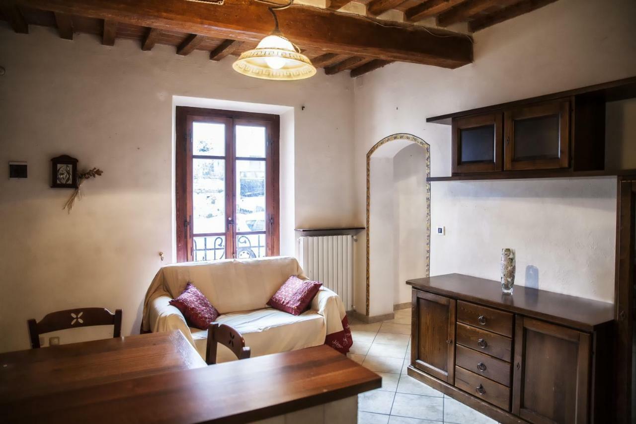 Il Castello Apartment Bucine Exterior foto